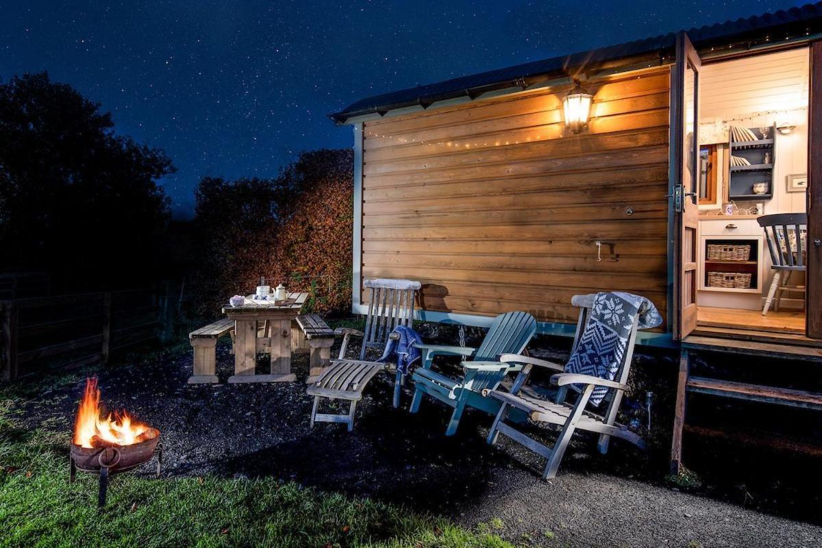 Holiday home Teasel Shepherd's Hut *